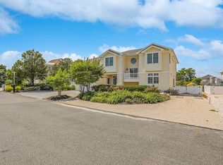 318 Beach Plum Dr, Beach Haven, NJ 08008