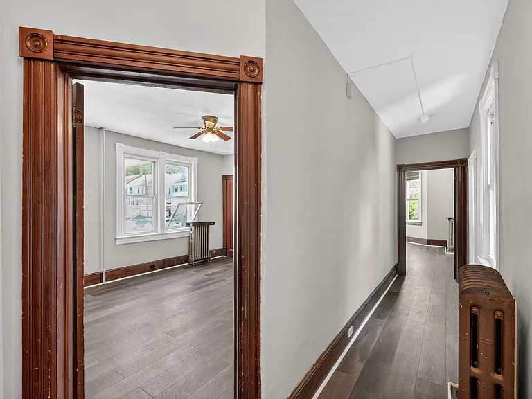 265-267 E Bertsch St #3 — Photo 10