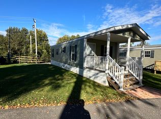 203 Mountaineer Vlg, Morgantown, WV 26508