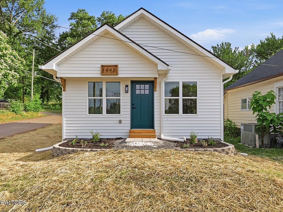 1st image of 1443 Beaumont Ave