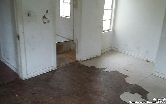 5th image of 1031 Shadwell Dr