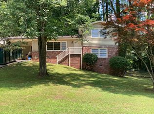 275 Underwood Dr, Sandy Springs, GA 30328