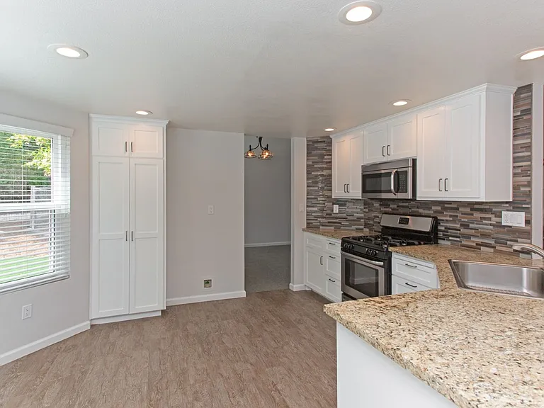 5239 Wohlford St — Photo 7