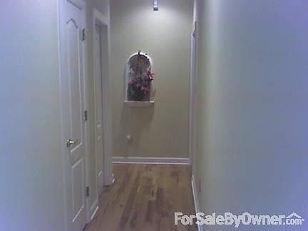 Hallway
						:
						Hardwood Floor