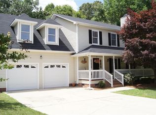 3210 Derby Cir, High Point, NC 27265