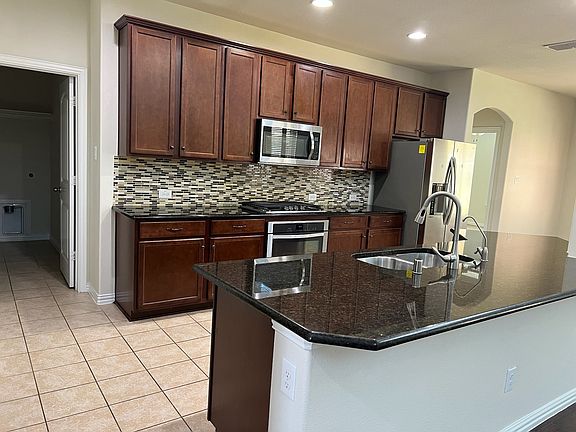 3rd image of 2605 Annamarie Dr
