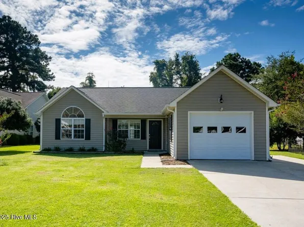 203 Lauren Court, New Bern, NC 28562