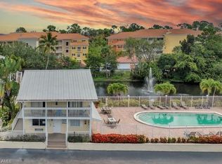 4629 Bayshore Dr APT J5, Naples, FL 34112