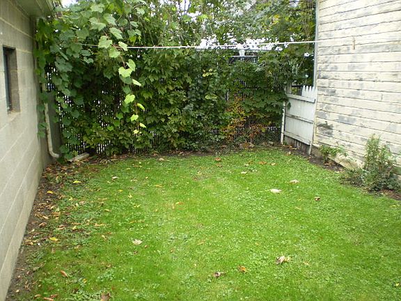 4th image of 168 Peter St