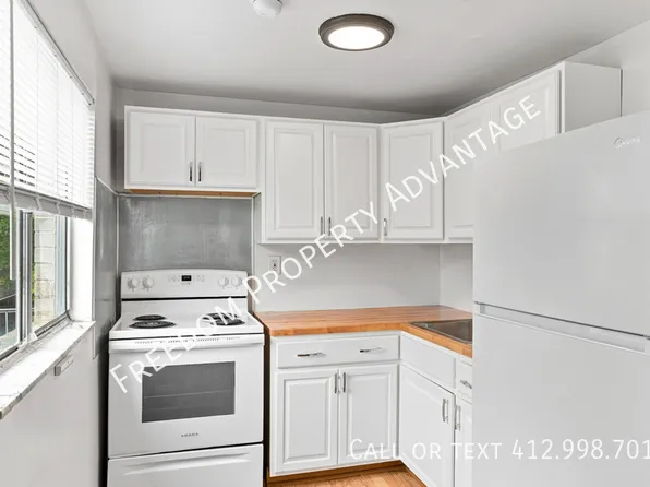 2523 Park Hill Dr, Pittsburgh, PA 15221