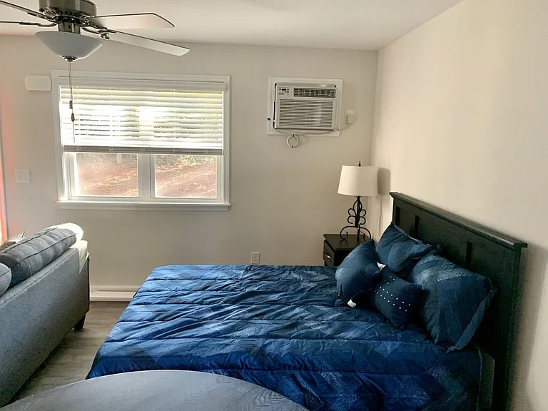 808 College Ave — Photo 6