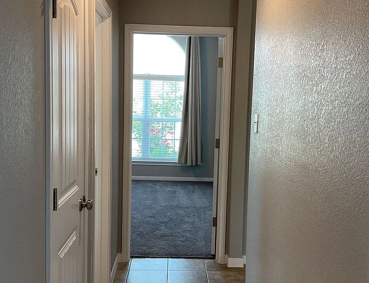 5104 Charles Loop — Photo 12