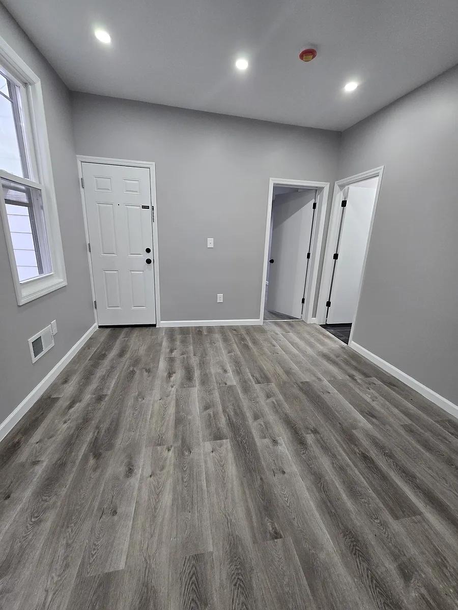 Building Photo - 41 9th Ave #2