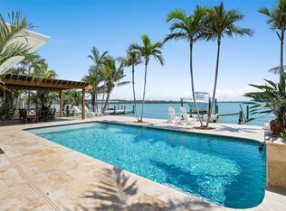 571 Johns Pass Ave, Madeira Beach, FL 33708