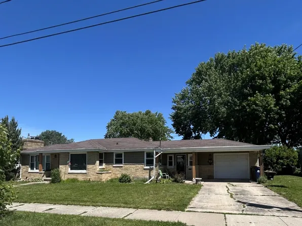 428 8th St, Menasha, WI 54952
