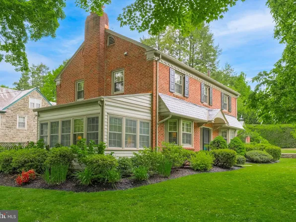 3211 W Coulter St, Philadelphia, PA 19129