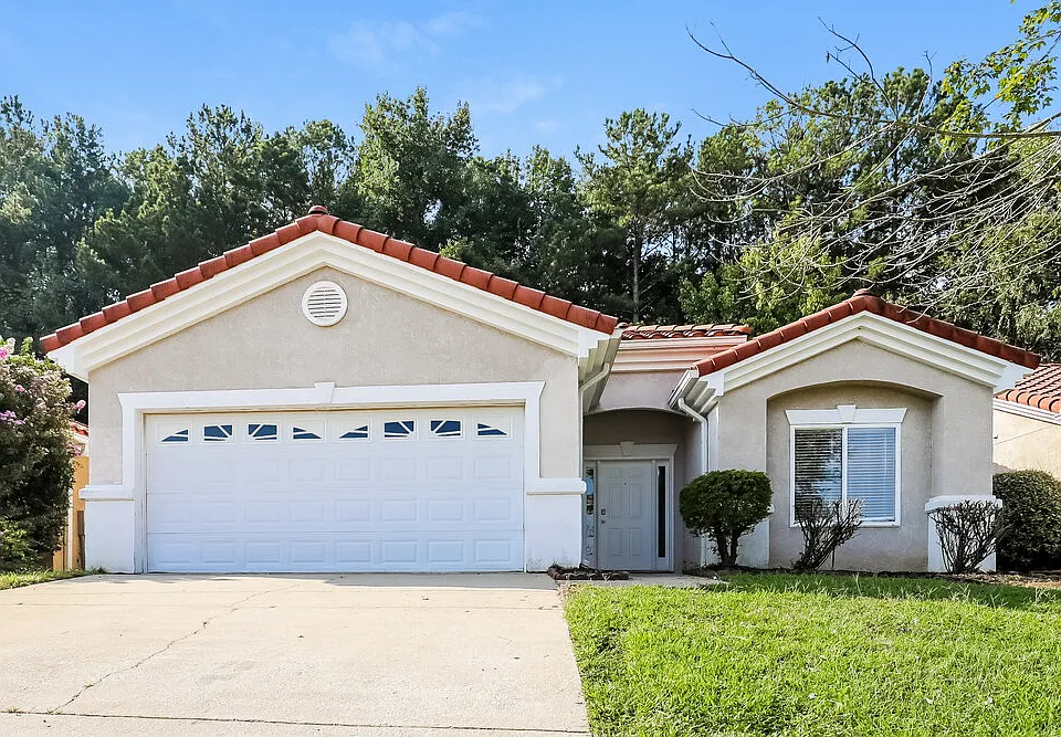 106 Garden Walk