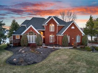 52 Brynstone Ct, Buffalo, NY 14228