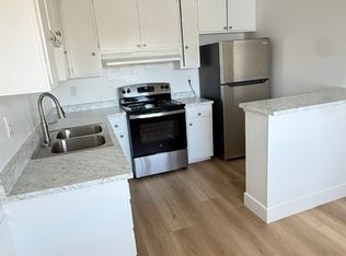 Buena Capri Apartmetents, Buena Park, CA 90621