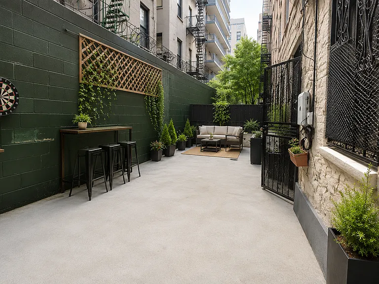 140 W 111th St #B1 — Photo 6