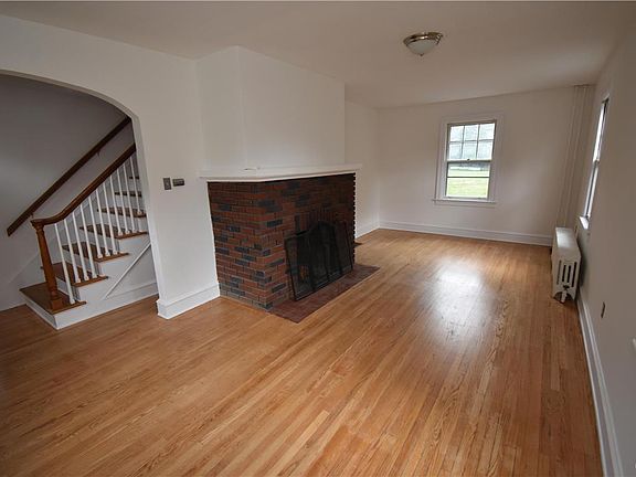 4th image of 4006 Freemansburg Ave