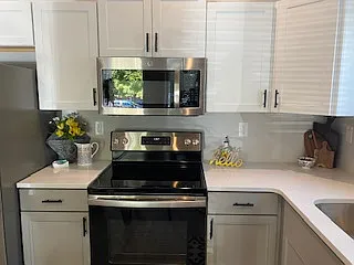 226 E Lorena Ave — Photo 24