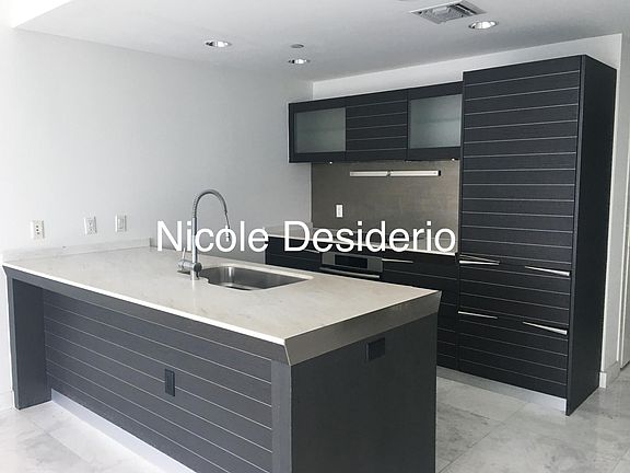 2nd image of 200 S Biscayne Blvd #Epic