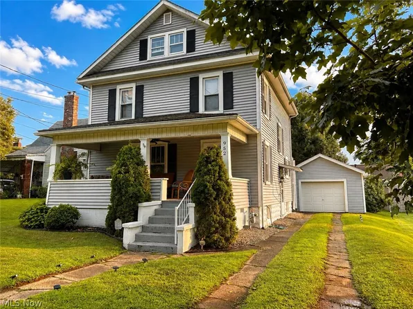 952 Lakeview Dr, Parkersburg, WV 26104