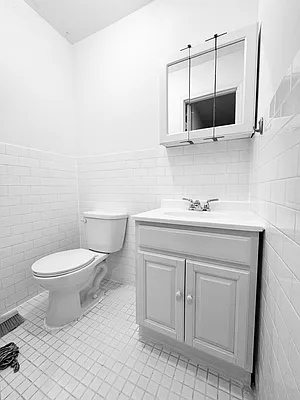 Rented by Coda Real Estate NYC | media 9