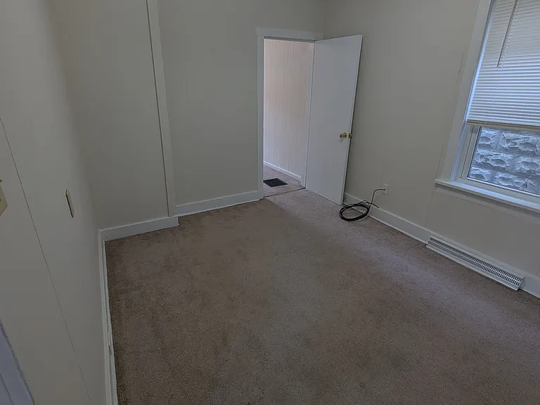 311 E Barr St — Photo 5