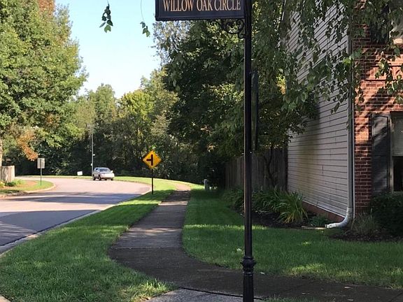 5th image of 889 Willow Oak Cir