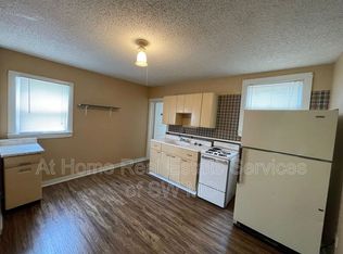 1219 W State St, Springfield, MO 65806