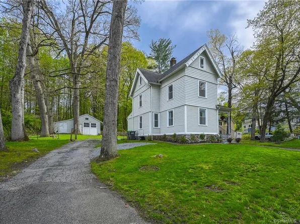 22 Sunset Avenue, Watertown, CT 06779