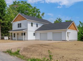 63 McGrath Pond Rd, Belgrade, ME 04917