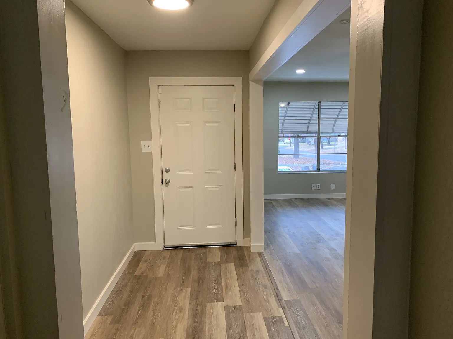 2203 Mercedes Rd. - 2 — Photo 3