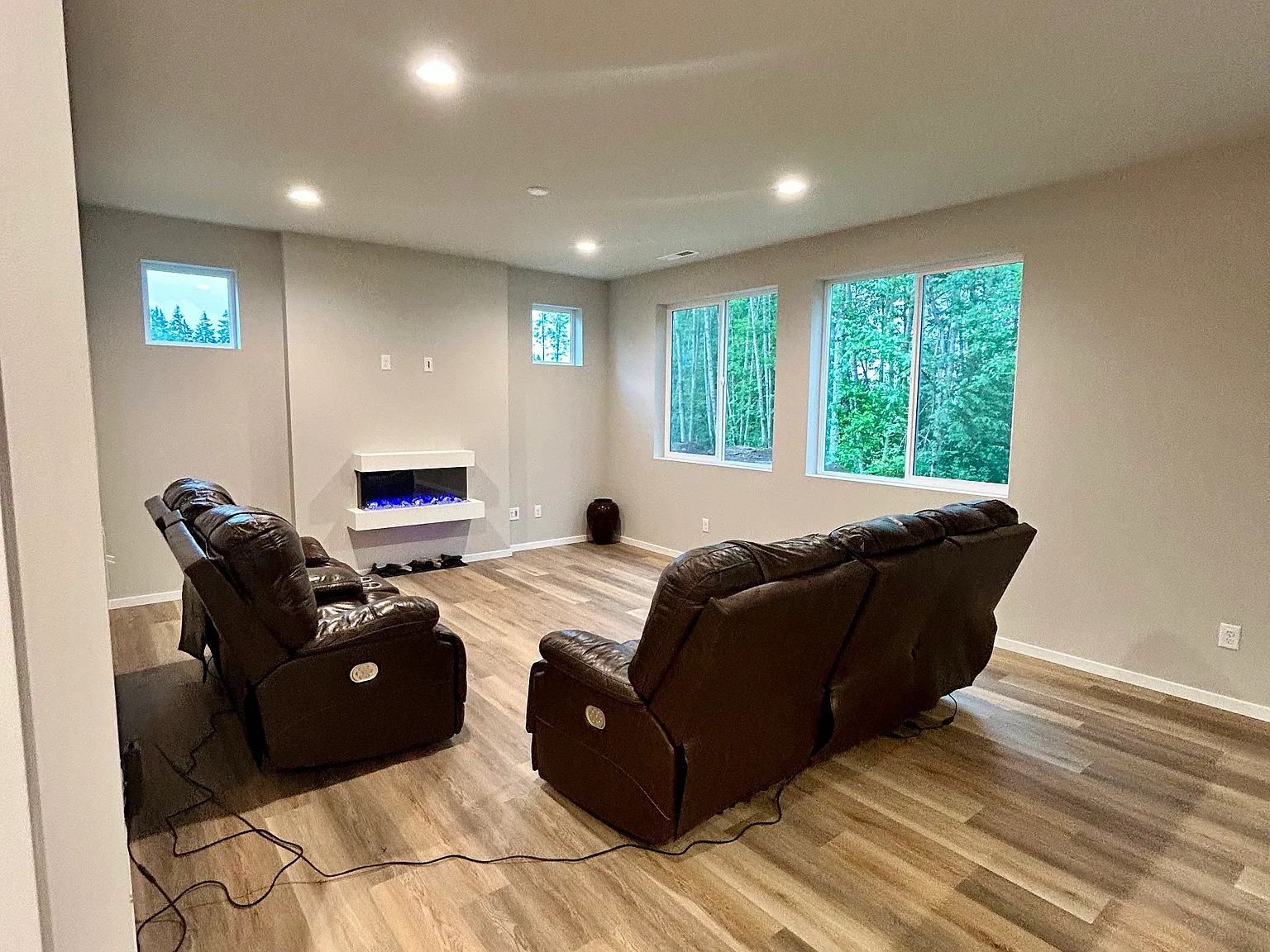 537 Shore Pne — Photo 4
