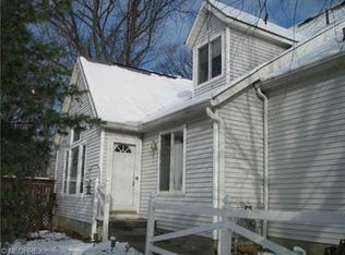 664 Hunters Trl, Akron, OH 44313