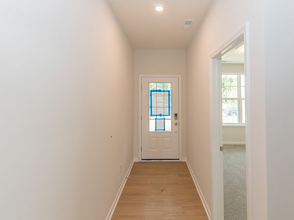 3rd image of 3970 Holly Brook Dr