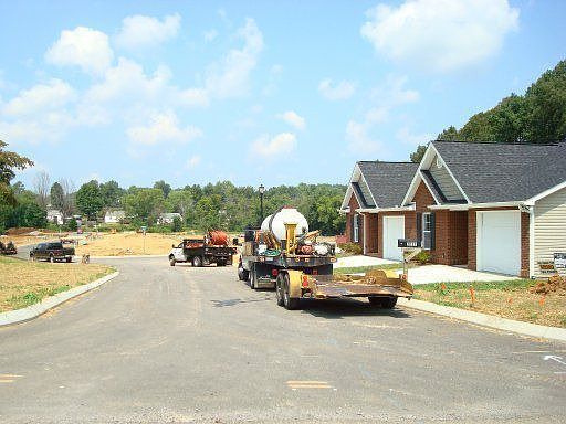 4th image of 5124 Spring Petal Way #U9