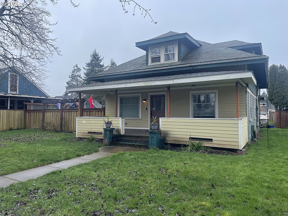 1st image of 1006 5th St