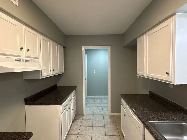 3380 Fairbanks St — Photo 15