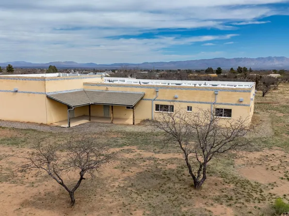 6536 S Jaxel Rd, Hereford, AZ 85615