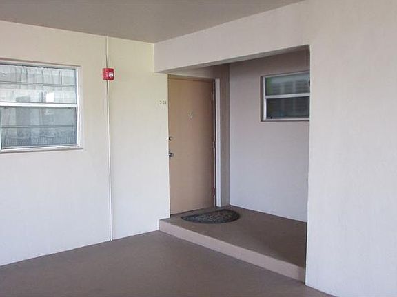 2nd image of 1200 Tallwood Ave APT 306