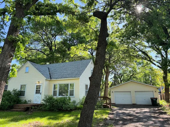 9055 Tyler St NE, Blaine, MN 55434