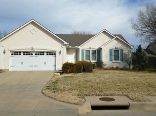 7020 E Woodbury St, Wichita, KS 67226