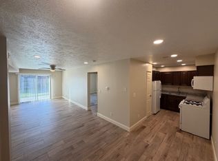 2616 S 70th St #53, Lincoln, NE 68506