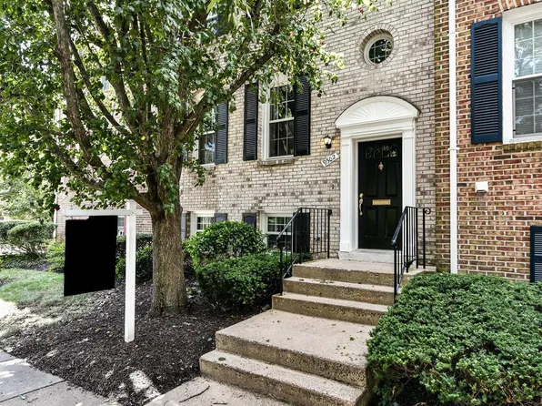 9302 Silver Mill Pl, Fairfax, VA 22031