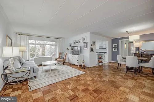 4800 Chevy Chase Dr #403 Photo 1
