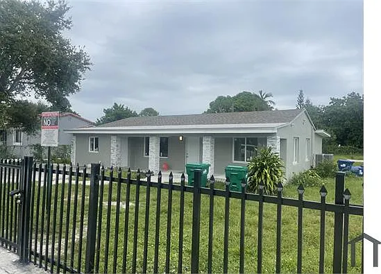 9543 NW 26th Ave