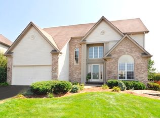 661 Carriage Way, South Elgin, IL 60177